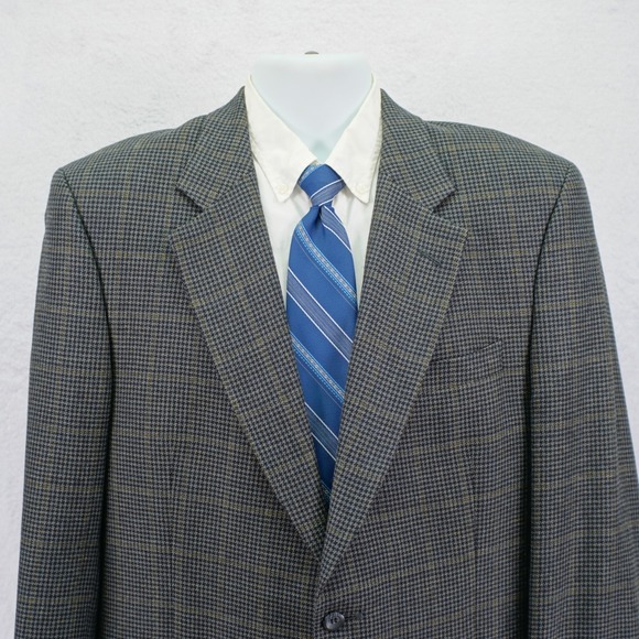 Jos. A. Bank Other - Jos A Bank Gray Houndstooth Yellow Winowpane Soft Tweed Silk Wool 42R Sport Coat